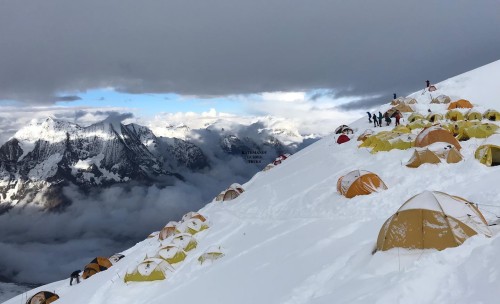 Ascension du Manaslu à 8163 mètres au Népal